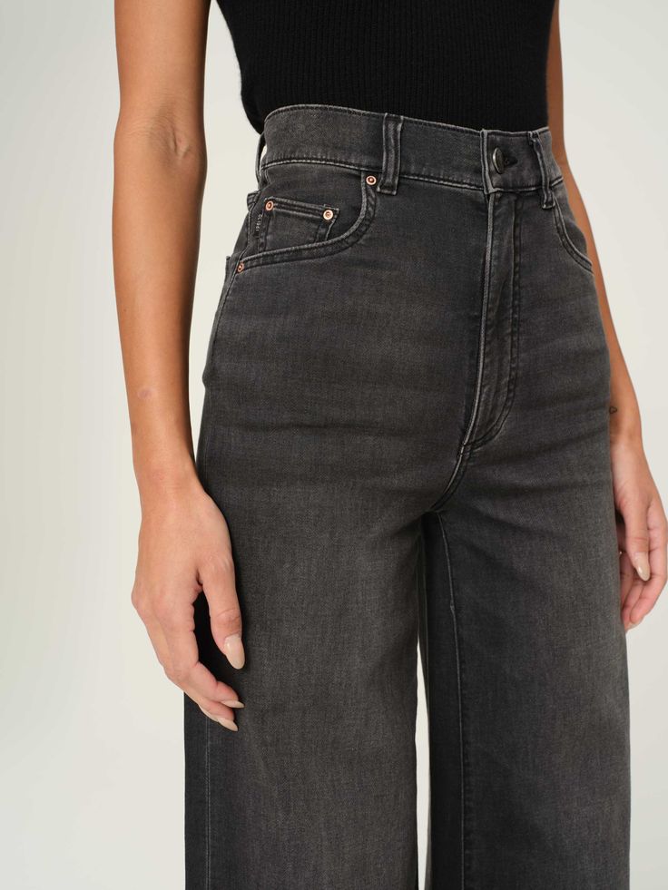 High Waist Wide Leg Jeans