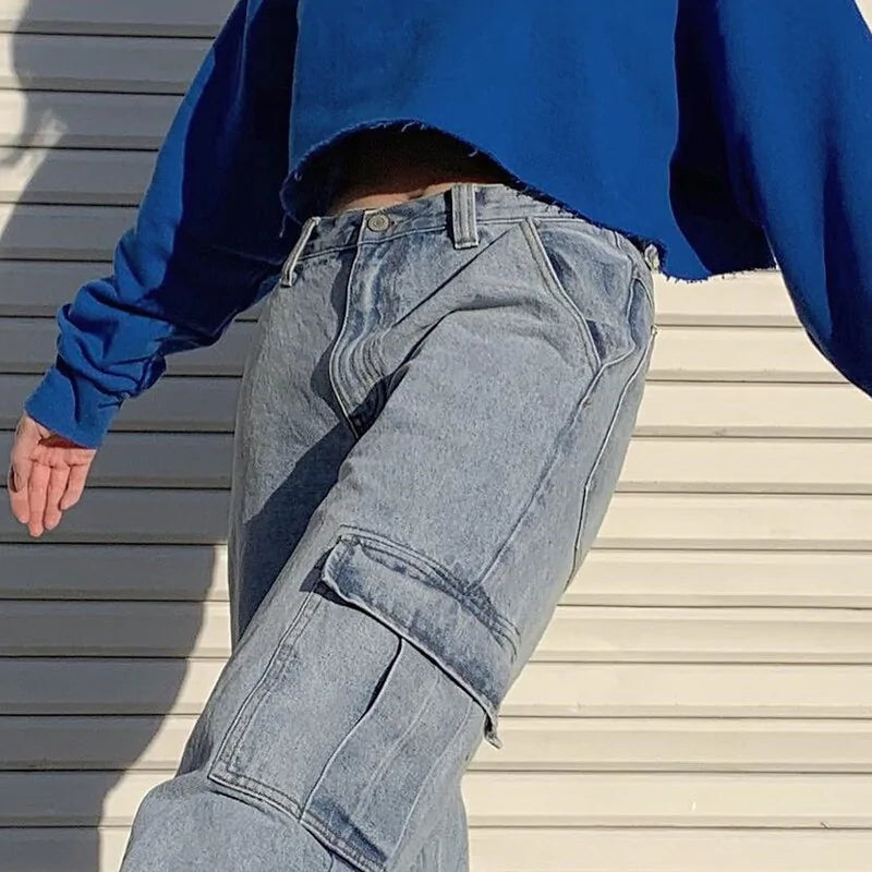 Gerade geschnittene Jeanshose mit hoher Taille