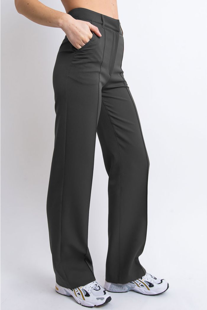 Hose mit hoher Taille und weitem Bein